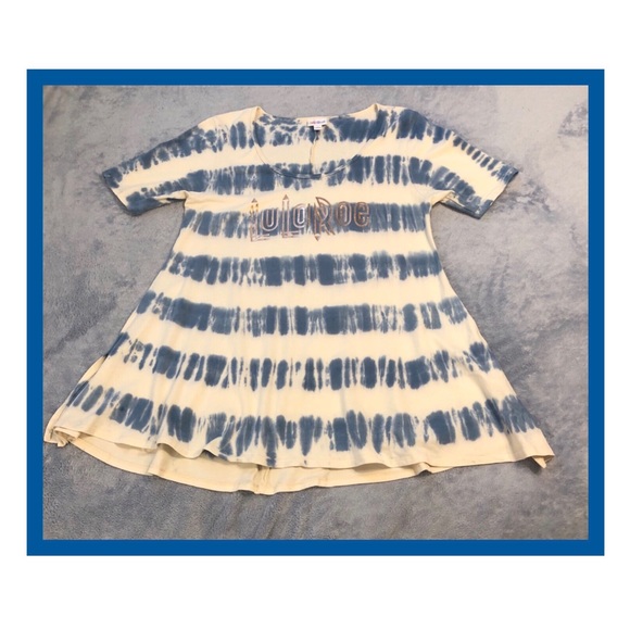 **❣️SOLD❣️**💜Sale for $12💜Lularoe Perfect Tee - Picture 5 of 7